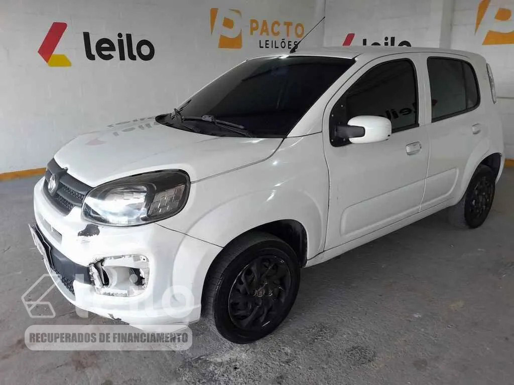 LOTE 017 - FIAT UNO ATTRACTIVE 2019