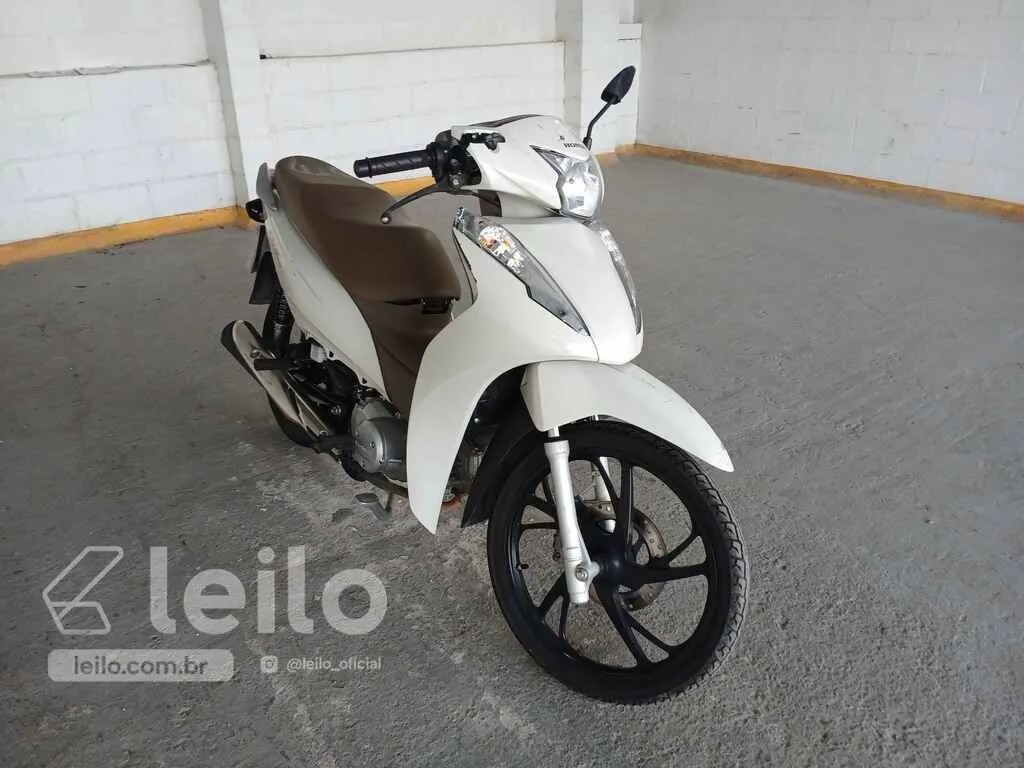 LOTE 017 - HONDA BIZ 125 2023