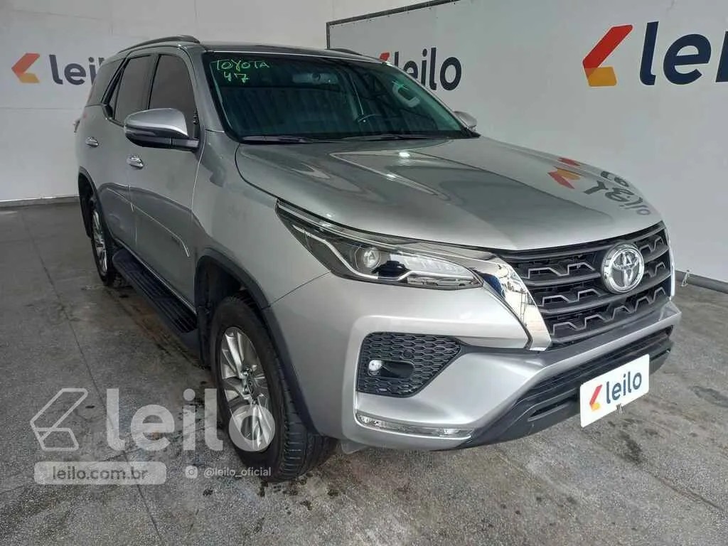 LOTE 011 - TOYOTA HILUX SW SRV A 2HF 2021