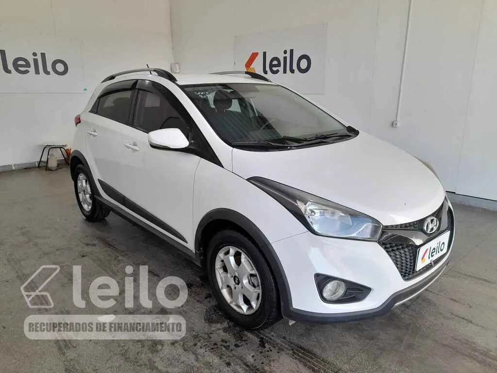 LOTE 005 - HYUNDAI HB20X STYLE 2015