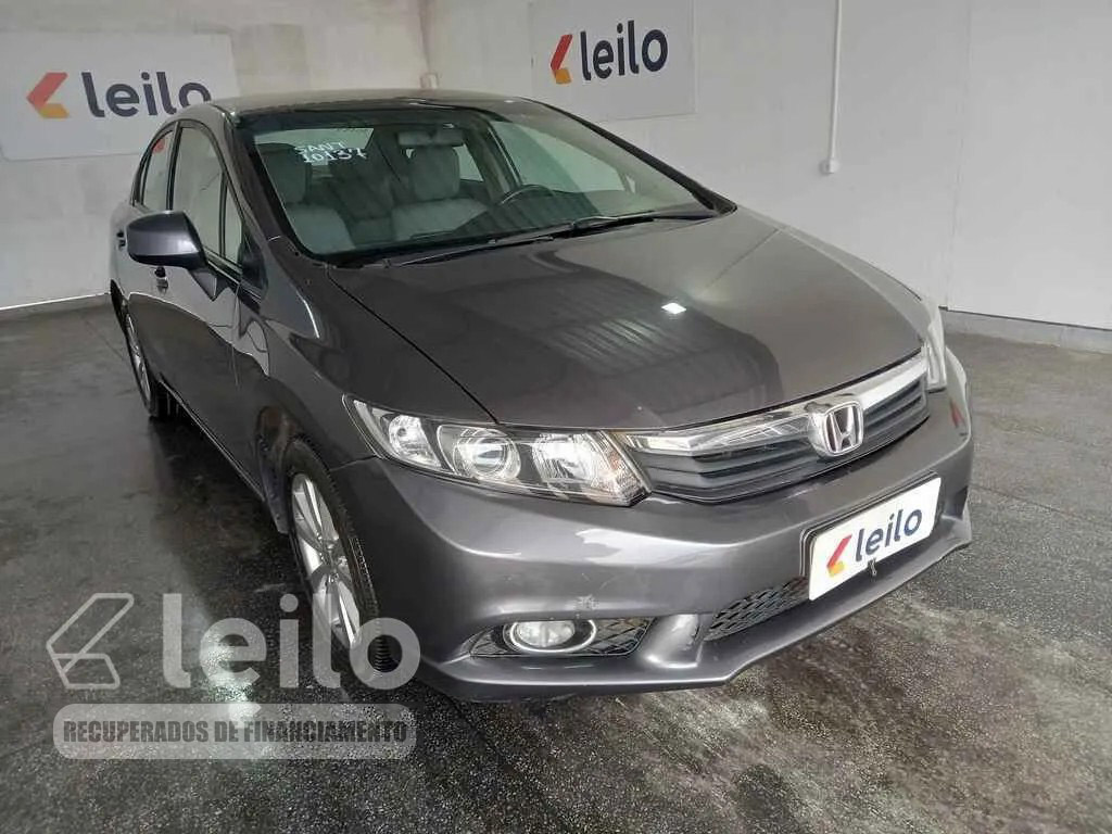 LOTE 008 - HONDA CIVIC LXS 2016