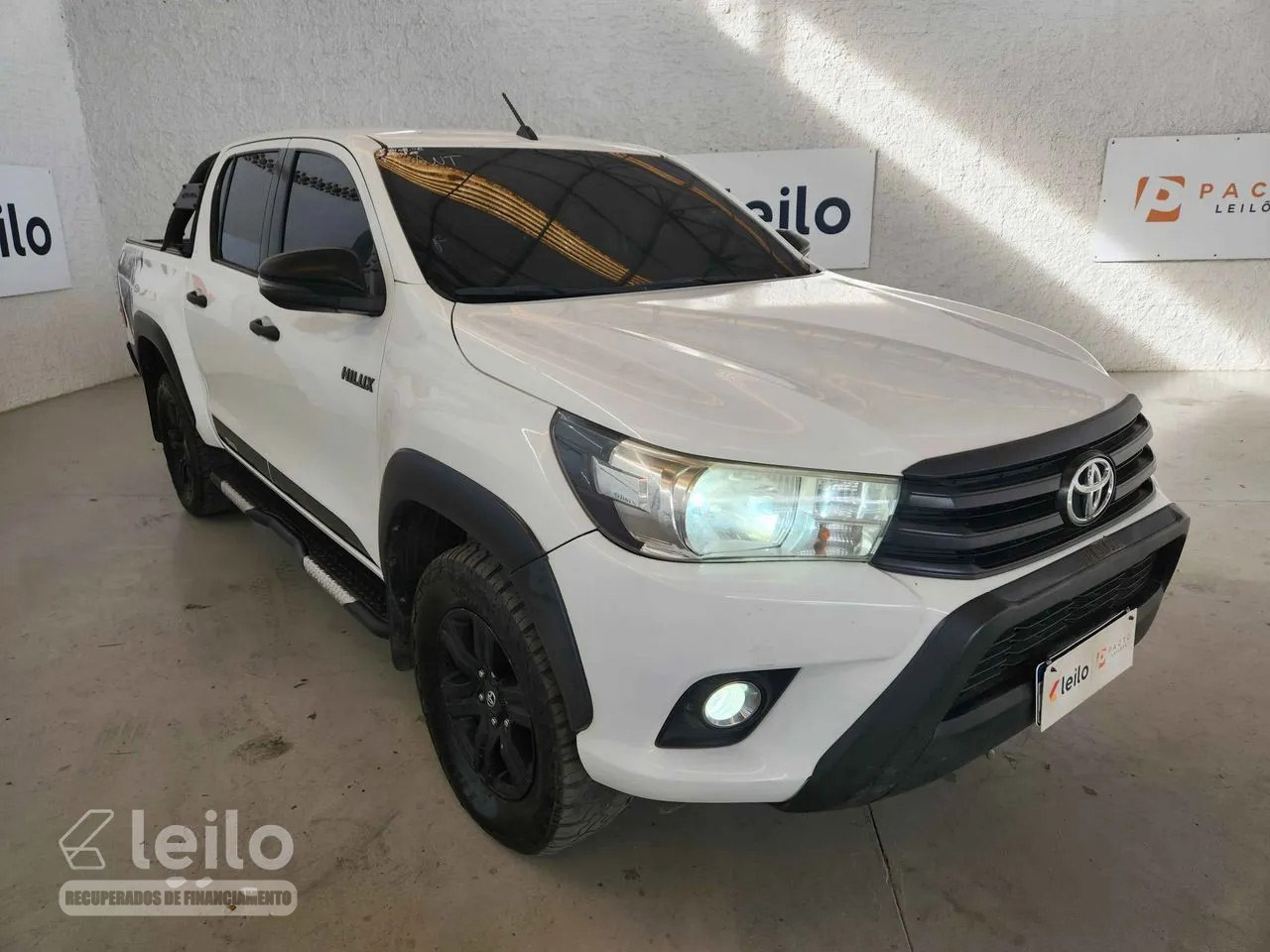 LOTE 002 - TOYOTA HILUX CLE A 4JD DUPLA 2018